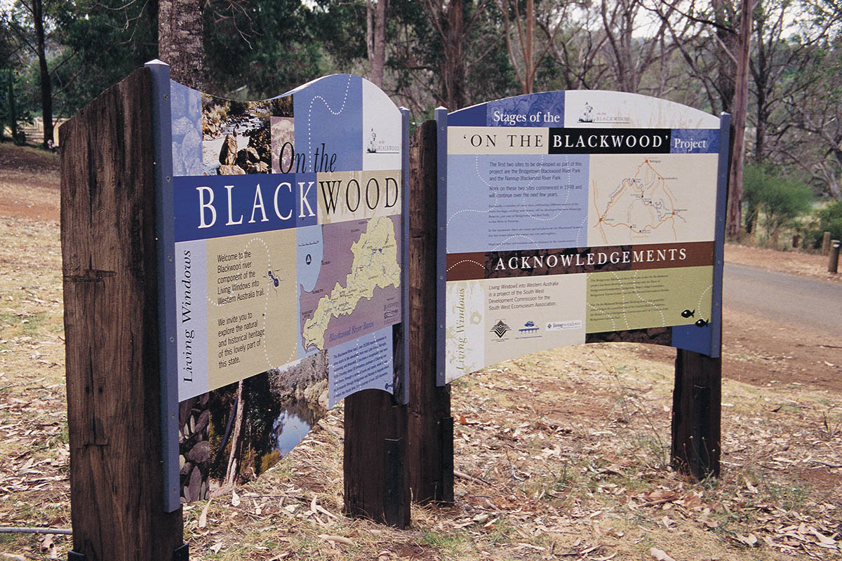 Signage Perth (On The Blackwood River)